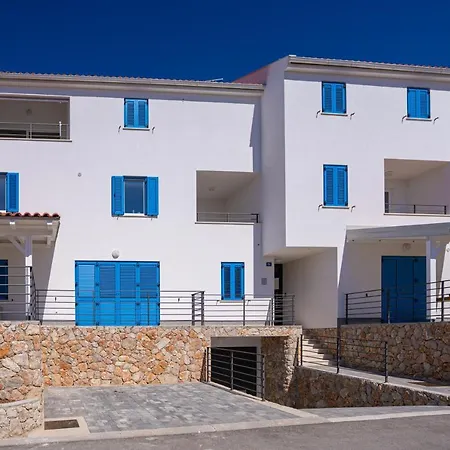 Island Paradise Cres